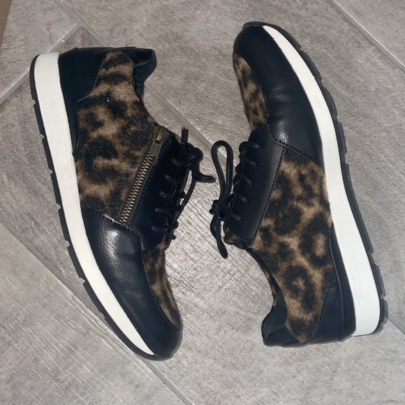 b.o.c. by BORN Khloe Tan/Black/Leopard Sneaker, Women’s Size 8.5 - Picture 2 of 7